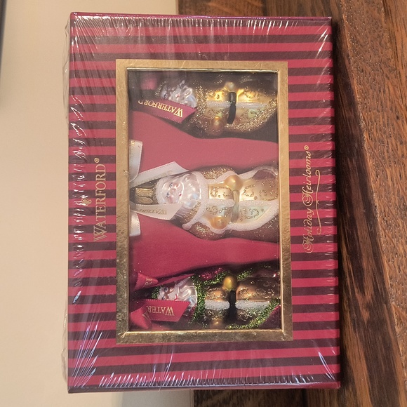 Waterford Santa Ornaments - Picture 9 of 10